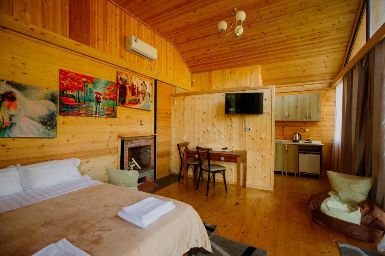 River Land Cottages Tskhmorisi Buitenkant foto